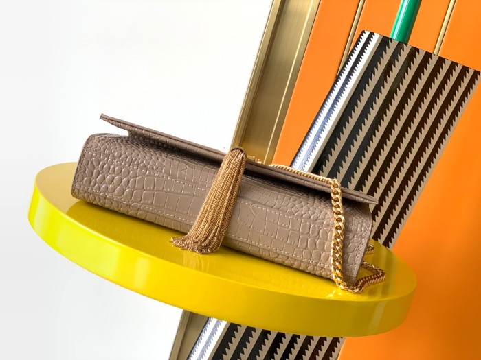 Handbags  SAINT LAURENT354119 size 24x14.5x5.5 cm