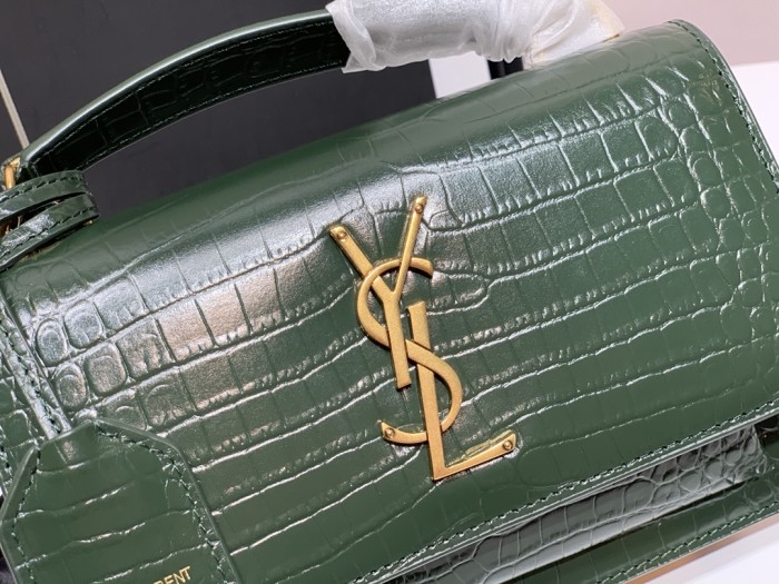 Handbags  SAINT LAURENT 533026 size 23x16x6 cm