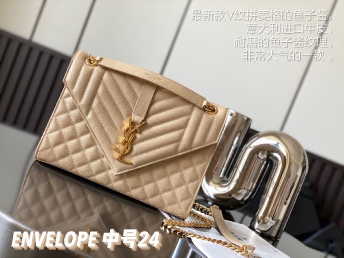 Handbags  SAINT LAURENT 428134 size 24×17.5×6 cm