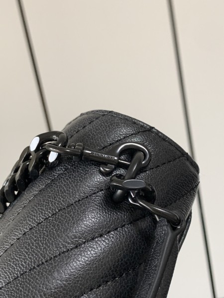 Handbags  SAINT LAURENT 392737  size 24x17x6 cm