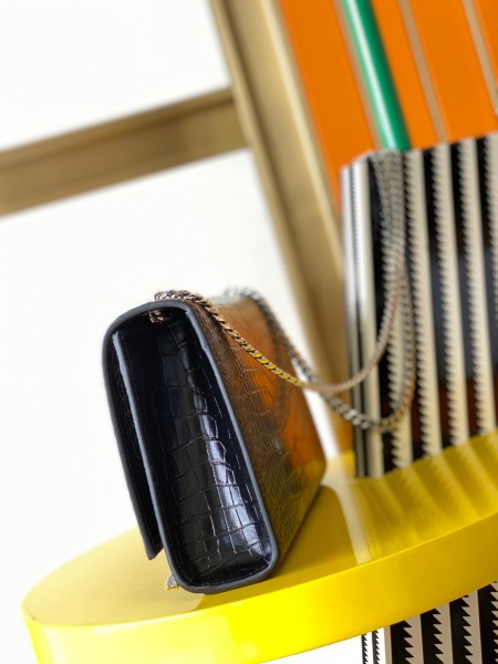 Handbags  SAINT LAURENT 354119 size 24x14.5x5.5 cm