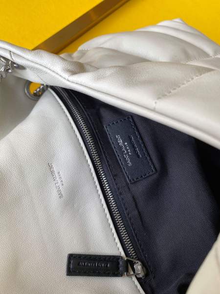 Handbags  SAINT LAURENT 577476  size 29x17x11 cm