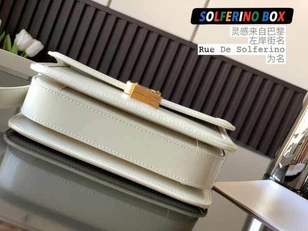 Handbags  SAINT LAURENT 634306 size 19x13x5 cm