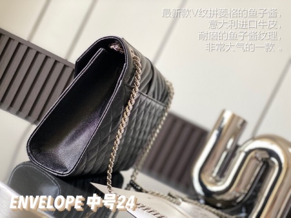 Handbags  SAINT LAURENT 428134 size 24×17.5×6 cm