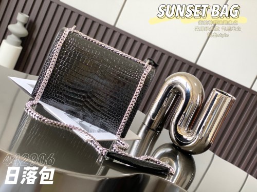 Handbags  SAINT LAURENT 442906 size 22×16×8 cm