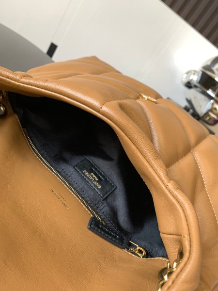 Handbags  SAINT LAURENT 577476  size 29x17x11 cm