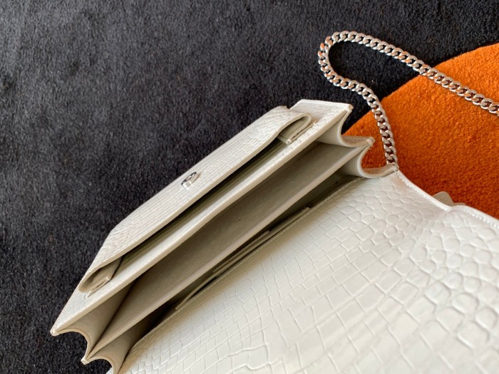 Handbags  SAINT LAURENT 442906 size 22x8x16 cm