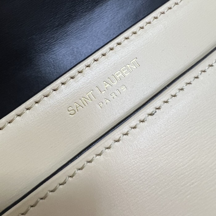 Handbags  SAINT LAURENT 634306 size 19x13x5 cm