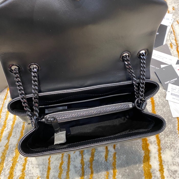 Handbags  SAINT LAURENT 494699 size 23*17*9 cm