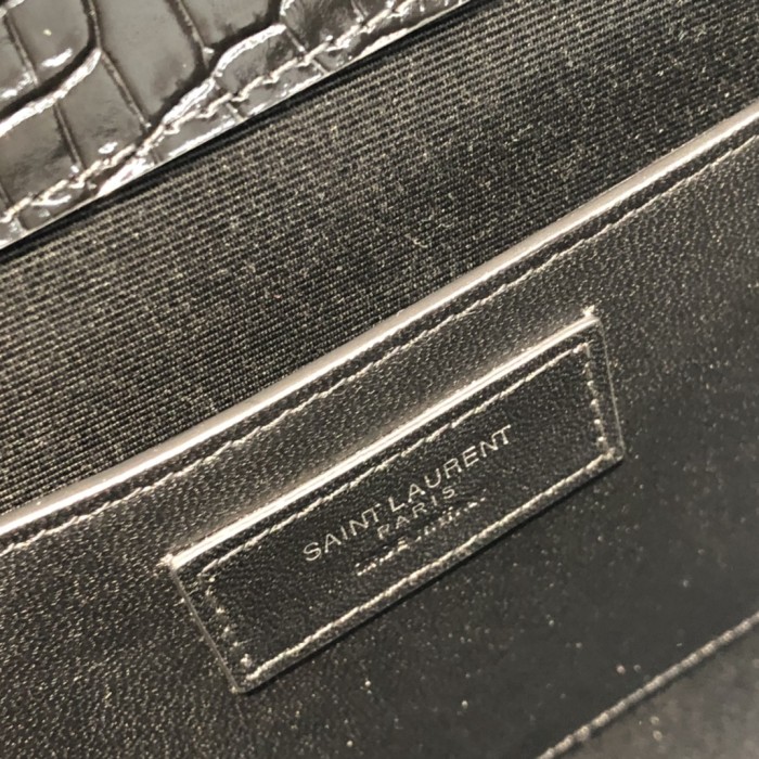 Handbags  SAINT LAURENT 579271 size 29x20.5x7 cm