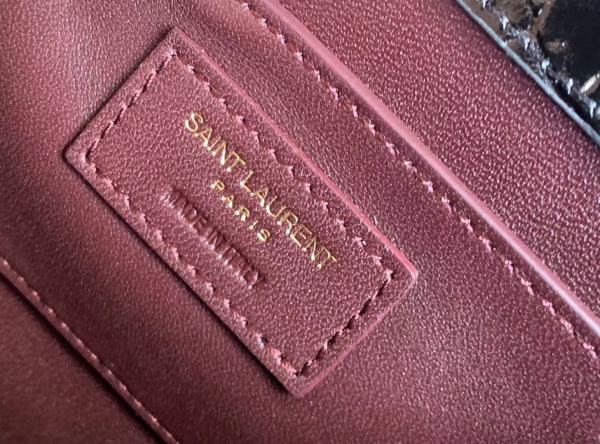 Handbags  SAINT LAURENT 602716 size 20x12.5x5 cm