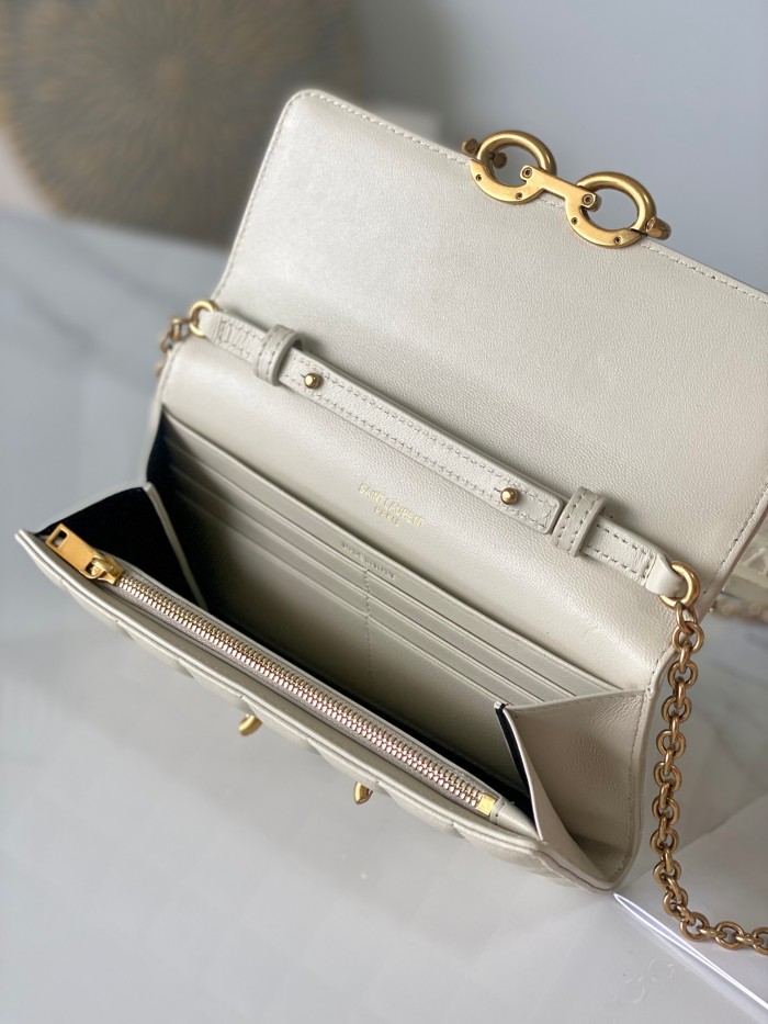 Handbags  SAINT LAURENT 738109 size 19×11×4 cm