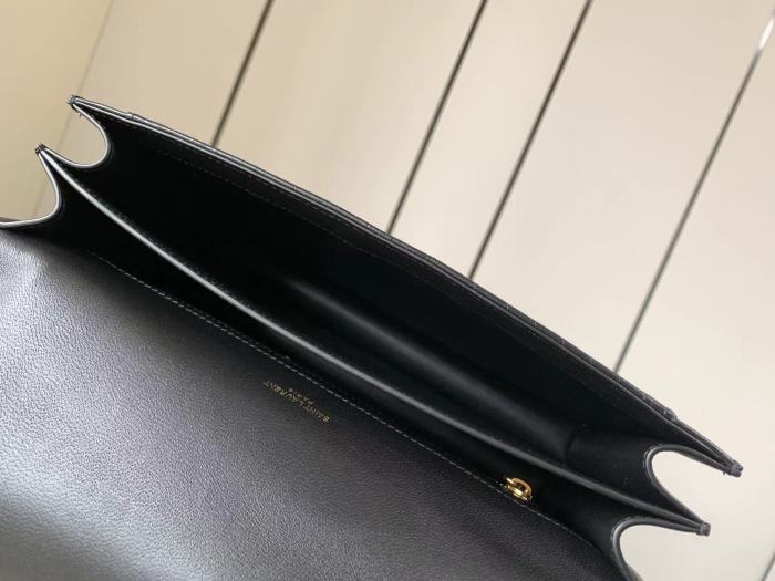 Handbags  SAINT LAURENT 668863 size 26×18×5 cm