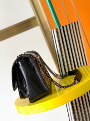 Handbags  SAINT LAURENT 533037 size 22X16.5X7.5 CM