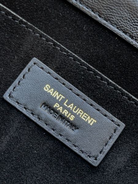 Handbags  SAINT LAURENT 698567 size 24×18×5.5 cm