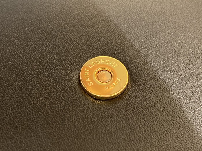 Handbags  SAINT LAURENT 668809 size 16×18x6 cm