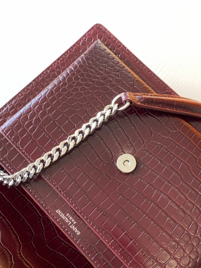 Handbags  SAINT LAURENT 442906 size 22x16x8 cm