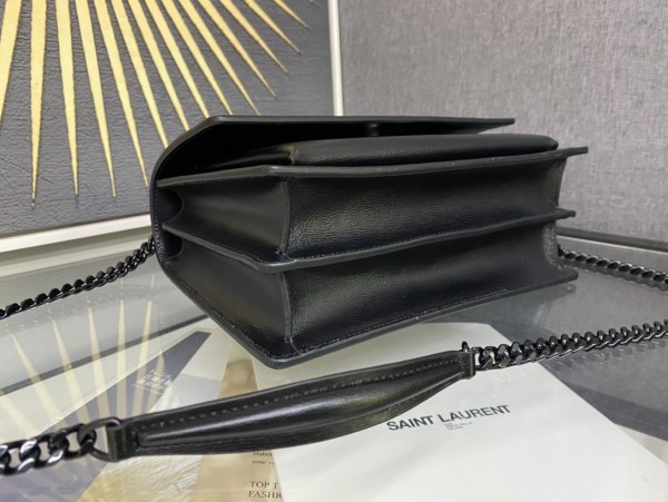 Handbags  SAINT LAURENT 442906 size 22-16-9 cm