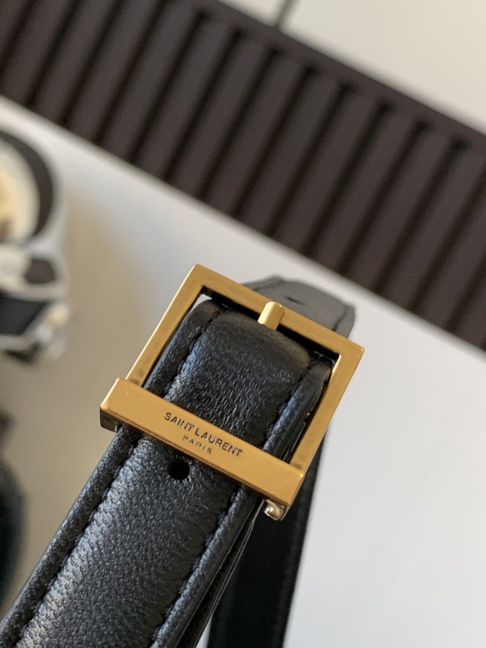 Handbags  SAINT LAURENT 698567 size 24×18×5.5 cm