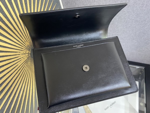 Handbags  SAINT LAURENT 442906 size 22-16-9 cm