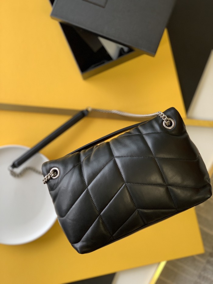 Handbags  SAINT LAURENT 577476  size 29x17x11 cm