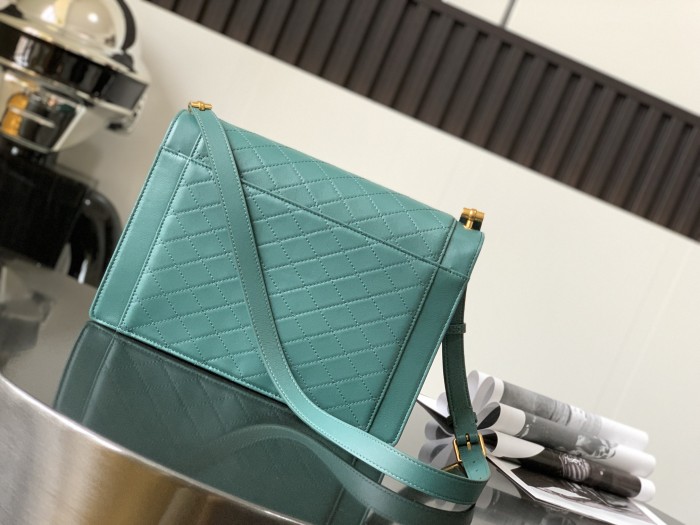 Handbags  SAINT LAURENT 668863 size 26×18×5 cm