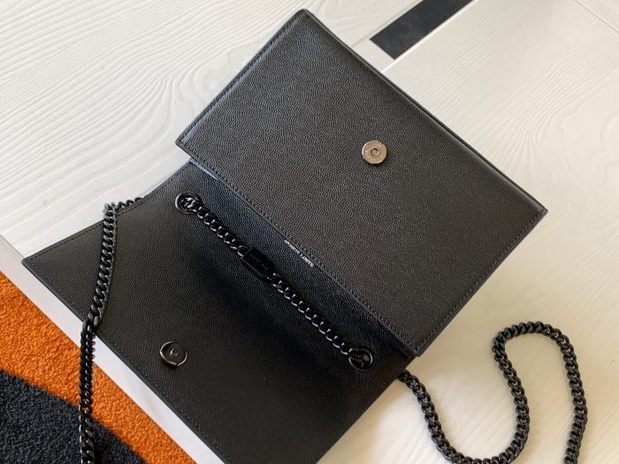 Handbags  SAINT LAURENT 469390 size 20x12.5x5 cm