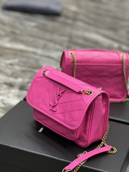 Handbags  SAINT LAURENT 533037 size 22x16.5x12 cm