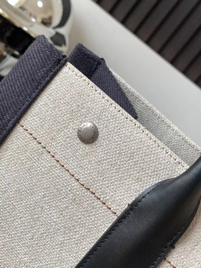 Handbags  SAINT LAURENT 617481 size 39×31×18 cm