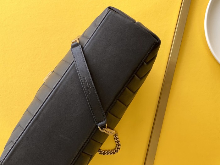 Handbags  SAINT LAURENT 68950 size 30*22*10 cm