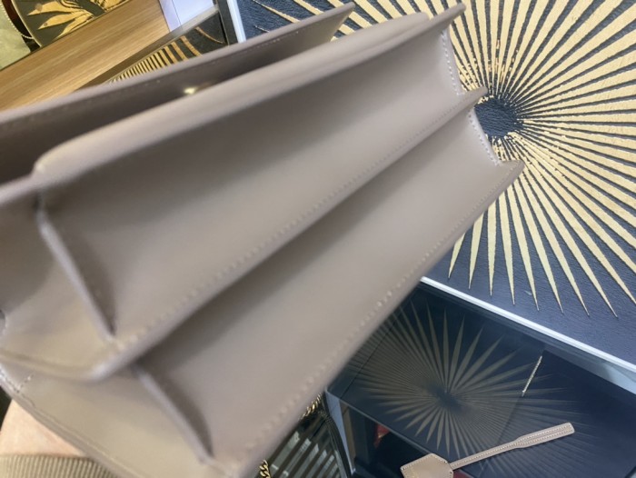 Handbags  SAINT LAURENT 442906 size 22-16-9 cm