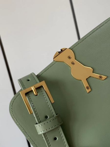 Handbags  SAINT LAURENT 634306 size 19x13x5 cm