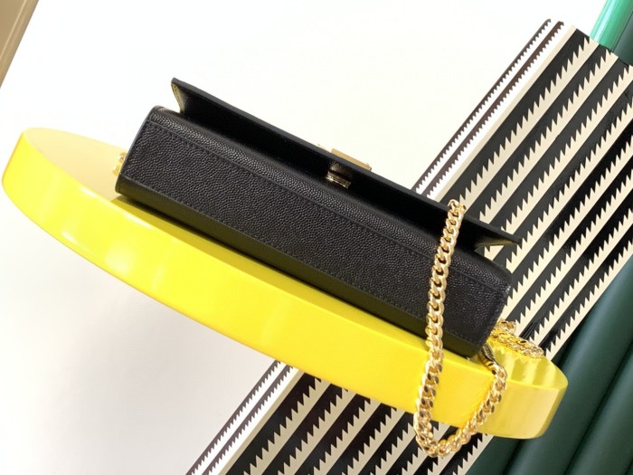 Handbags  SAINT LAURENT 469390 size 20x12.5x5 cm