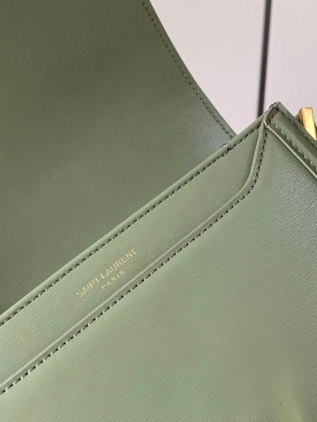 Handbags  SAINT LAURENT 634306 size 19x13x5 cm