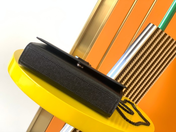 Handbags  SAINT LAURENT 469390 size 20x12.5x5 cm