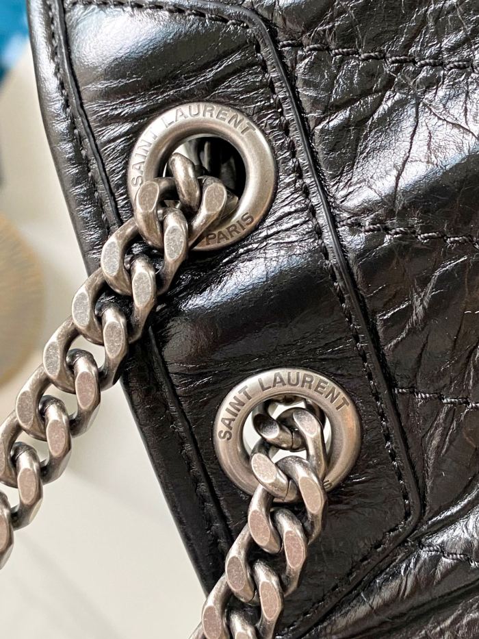 Handbags  SAINT LAURENT 633158 size 28×20.5×8.5 cm