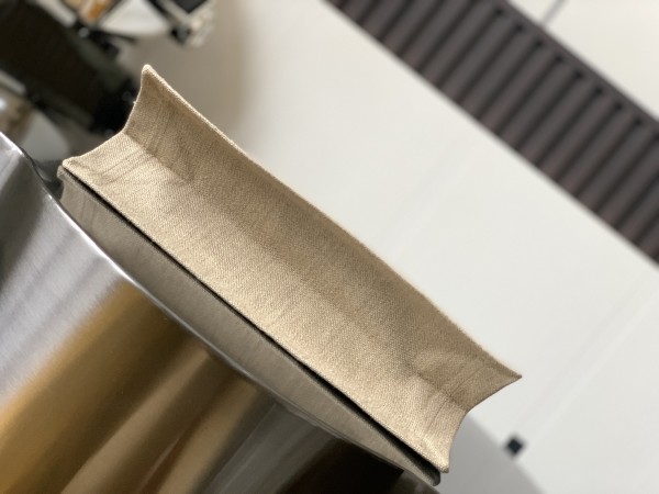 Handbags  SAINT LAURENT 617481 size 39×31×18 cm