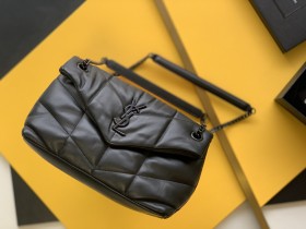 Handbags  SAINT LAURENT 577476  size 29x17x11 cm