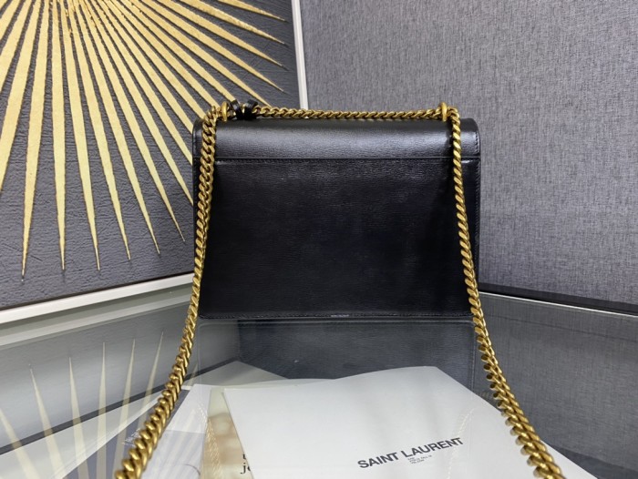 Handbags  SAINT LAURENT 442906 size 22-16-9 cm