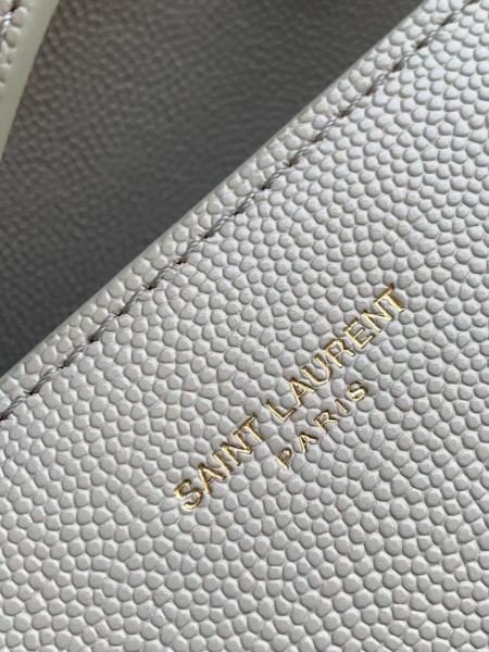 Handbags  SAINT LAURENT 602716 size 20×16×7.5 cm