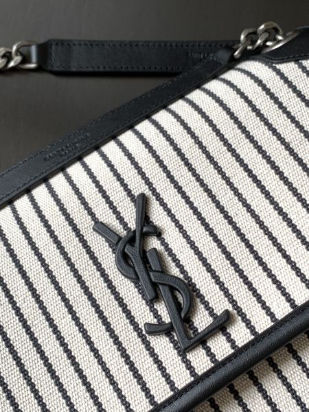 Handbags  SAINT LAURENT 633158  size 28×20.5×8.5 cm