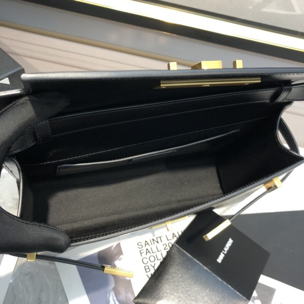 Handbags  SAINT LAURENT 579271 size 29x20.5x7 cm