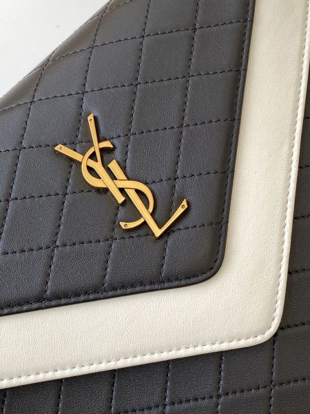 Handbags  SAINT LAURENT 668863 size 26×18×5 cm