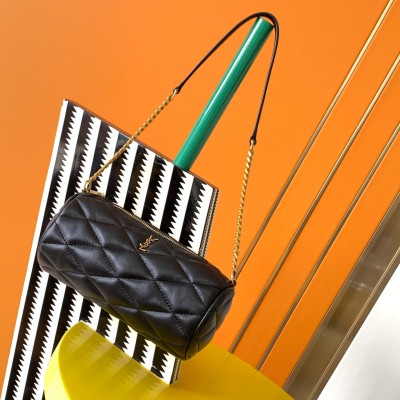 Handbags  SAINT LAURENT 699703 size 20*10*10 CM