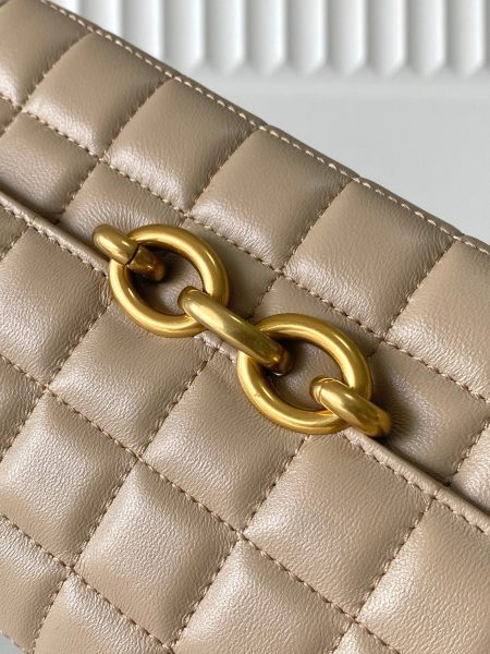 Handbags  SAINT LAURENT 738109 size 19×11×4 cm