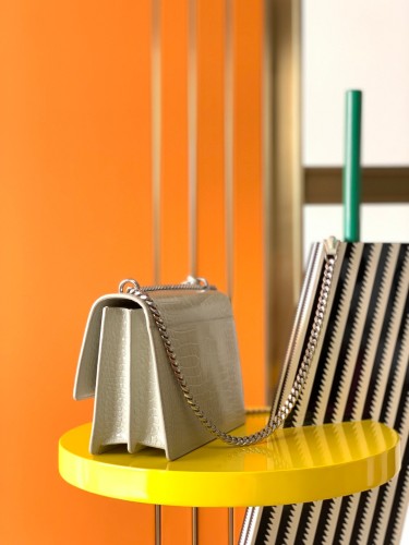 Handbags  SAINT LAURENT 442906 size 22x8x16 cm