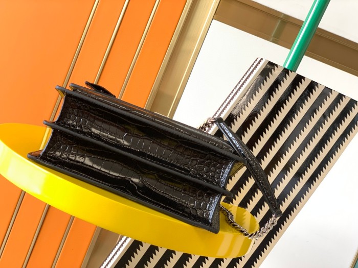 Handbags  SAINT LAURENT 442906 size 22x8x16 cm