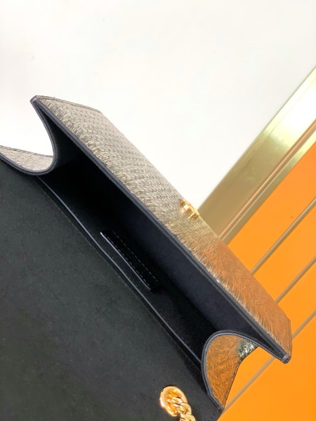 Handbags  SAINT LAURENT 377629 size 20x12.5x5 cm