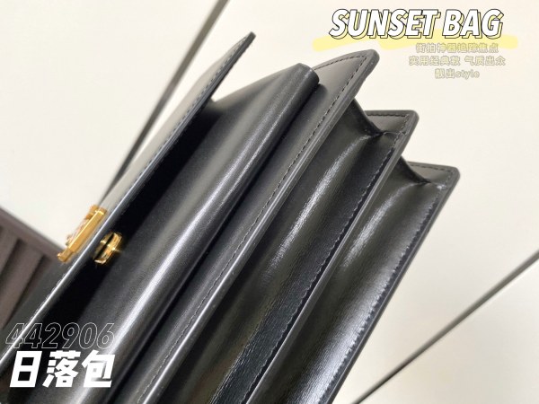 Handbags  SAINT LAURENT 442906 size 22×8×16  cm