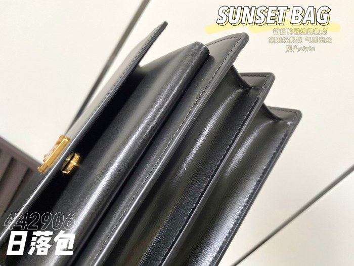 Handbags  SAINT LAURENT 442906 size 22×8×16  cm